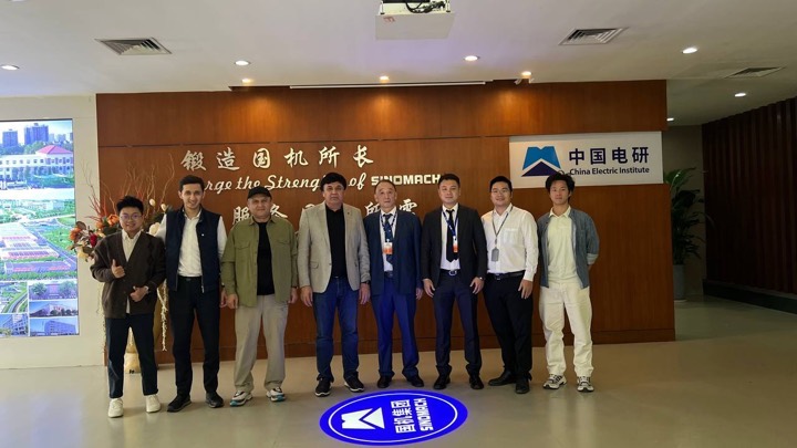 China Electric Institute (SINOMACH) bilan uchrashuv.
